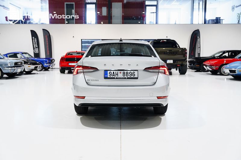 Škoda Octavia (2022) 2.0L TDI Abtion - fotka 6 z 19