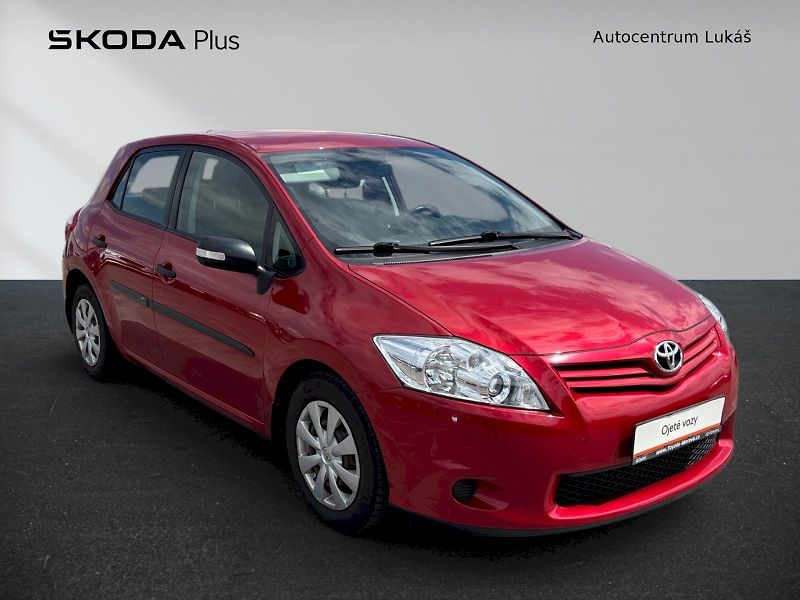 Toyota Auris (2010) - fotka 7 z 24