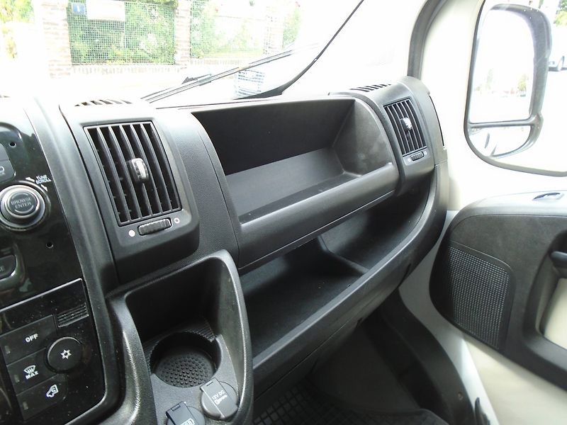 Fiat Ducato (2019) 2.3 JTD Skříň,,zvedací plošina - fotka 17 z 28