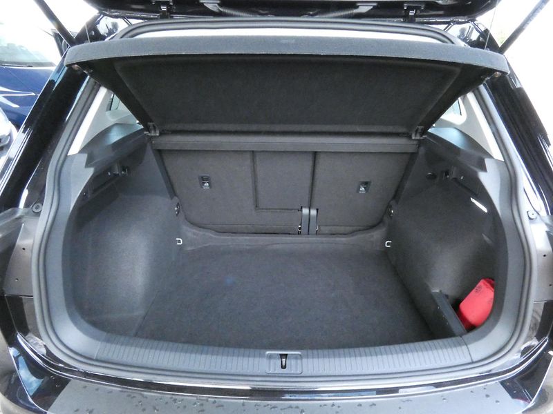 Volkswagen Tiguan Life 2.0 TDI 110KW DSG - fotka 15 z 30