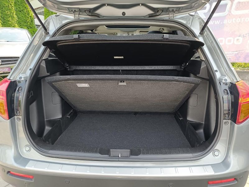 Suzuki Vitara 1.6/88kW, automat, Comfort+ - fotka 22 z 35