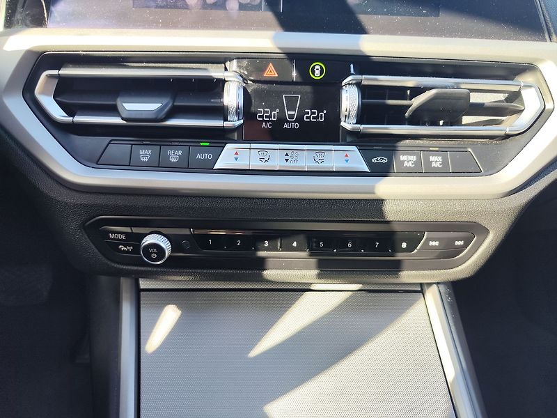 BMW Řada 3 E330/215kW Sportline AT PHEV - fotka 24 z 34
