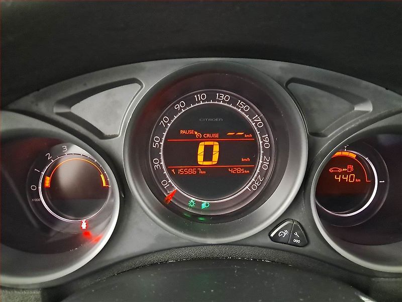 Citroën C4 (2013) 1.6 VTi, Tempomat - fotka 11 z 19