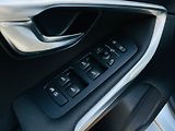Volvo V40 2.0i MANUÁL KAMERA SERVISKA - náhled 32