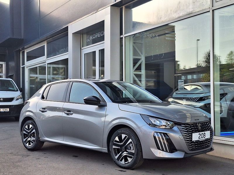 Peugeot 208 (2026) ALLURE 1.2 TURBO 100k MAN6 - fotka 9 z 18