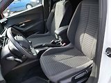 Peugeot 2008 (2023) 1.2PT, 1.maj,ČR, Active, LED - náhled 9