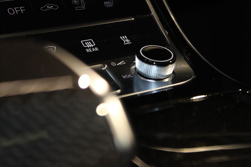 Audi S8 V8 TFSi 420kW quattro NezTop/P - fotka 31 z 38