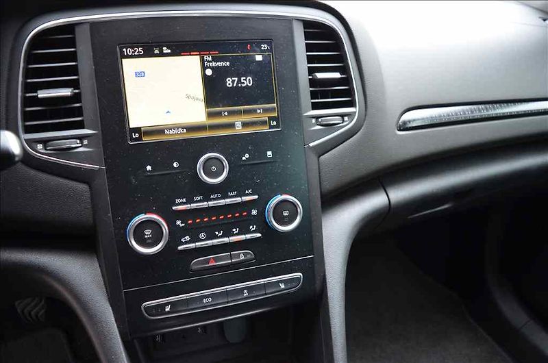 Renault Mégane (2016) GRANDTOUR 1,5 DCI - fotka 20 z 24