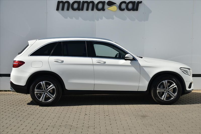 Mercedes-Benz GLC 250 155kW 4MATIC LED DPH ČR - fotka 8 z 27