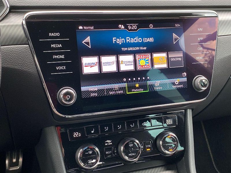 Škoda Superb (2021) Combi 2.0 TDI 4x4 DSG Sportlin - fotka 11 z 40
