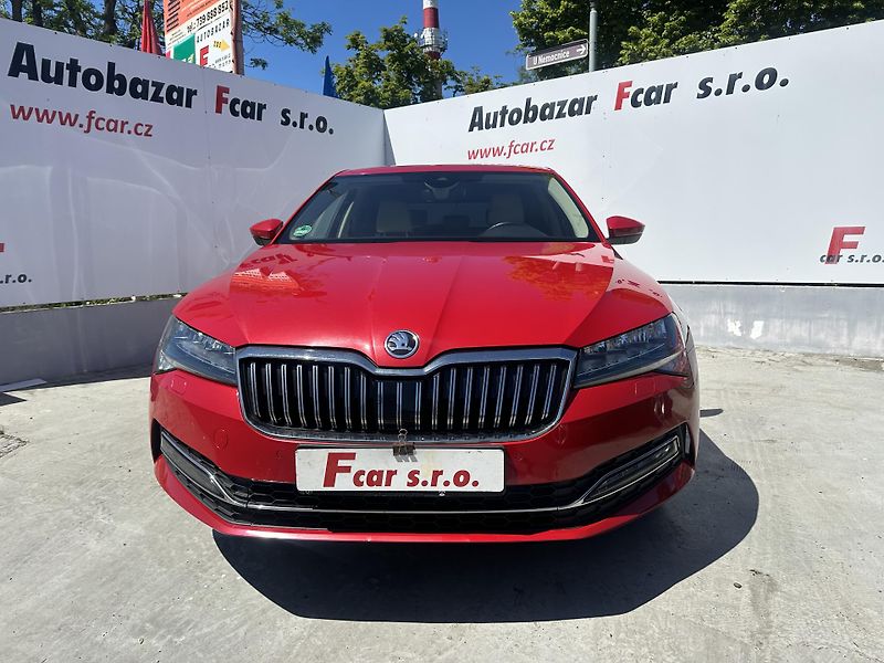 Škoda Superb (2020) 2.0 TDI rezervace - fotka 2 z 30