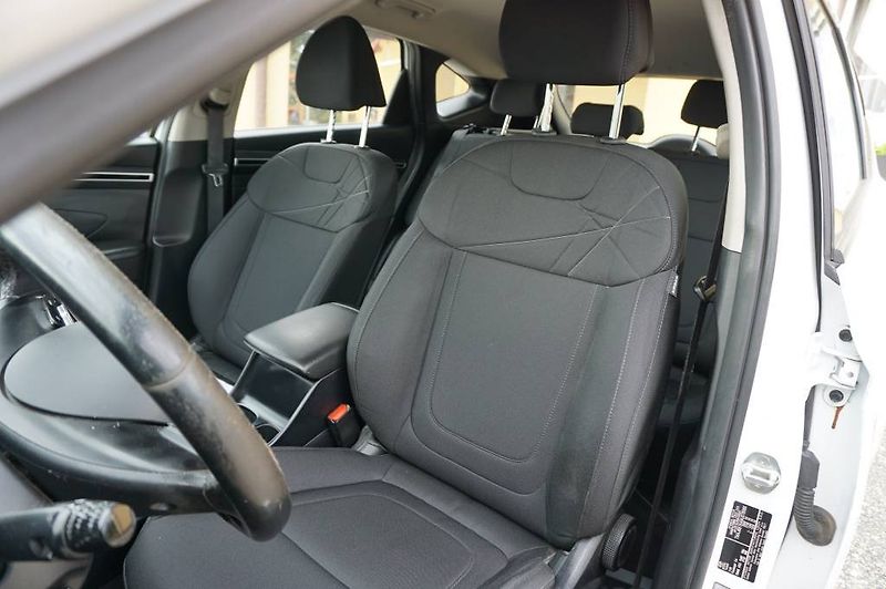 Hyundai Tucson (2021) 1,6 NOVÉ V ČR - fotka 28 z 32