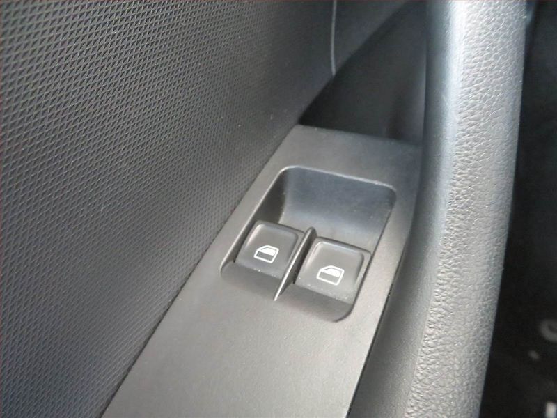 Škoda Rapid (2013) 1.2 TSI, Tempomat - fotka 15 z 15