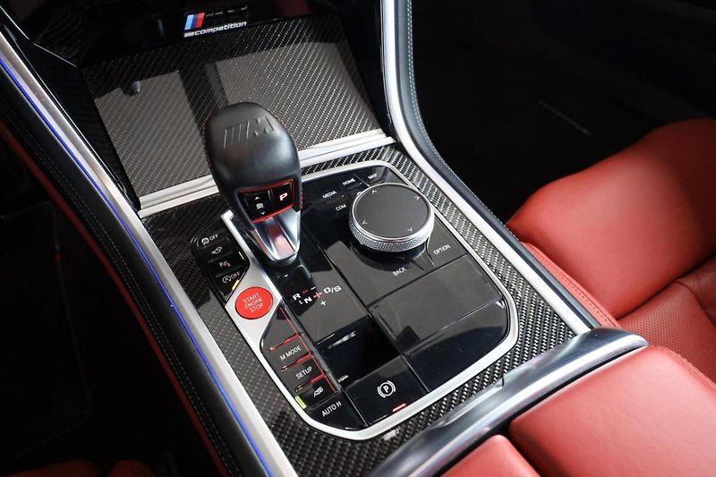 BMW M8 Coupé Competition - fotka 10 z 39