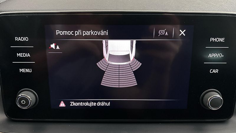 Škoda Scala 1.0 TSI Style - fotka 12 z 25