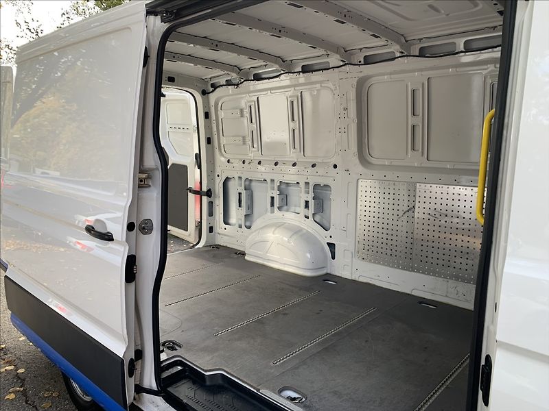 Volkswagen Crafter 2,0 TDI,1.MAJ,ČR,SERVISKA - fotka 15 z 15