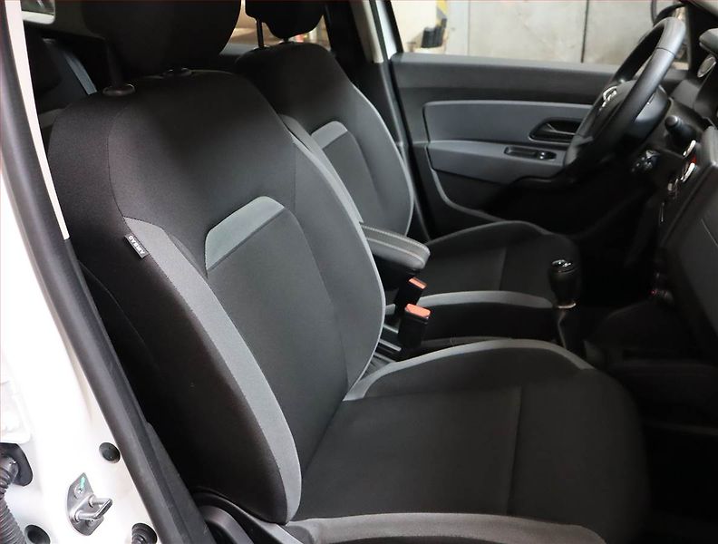 Dacia Duster (2018) 1.6 SCe, ČR,1.maj, Tempomat - fotka 9 z 17