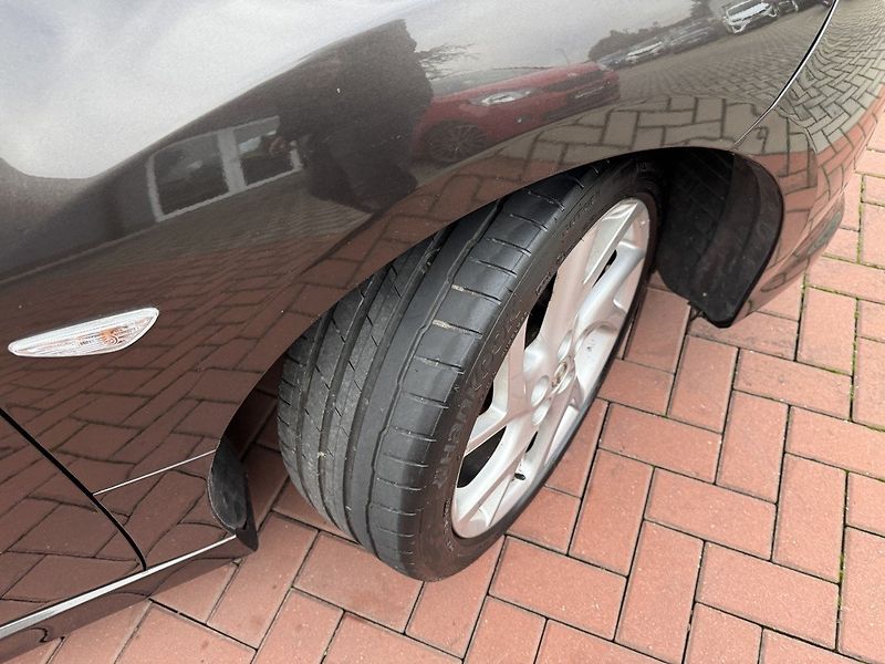 Mazda 6 (2012) 2.0i Sportsline Xenony Bose - fotka 47 z 50