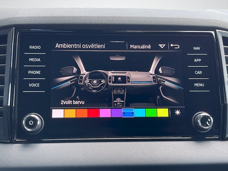 Škoda Karoq (2024) 1.5 TSI 110kW DSG SportLine - fotka 18 z 34