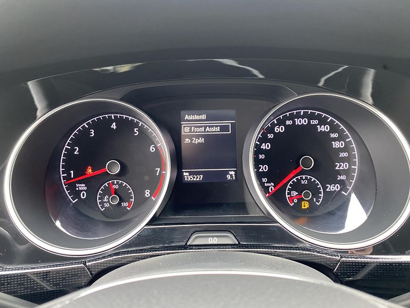 Volkswagen Touran 1.4 TSI 110kW - SOUND - NAVI - fotka 16 z 45
