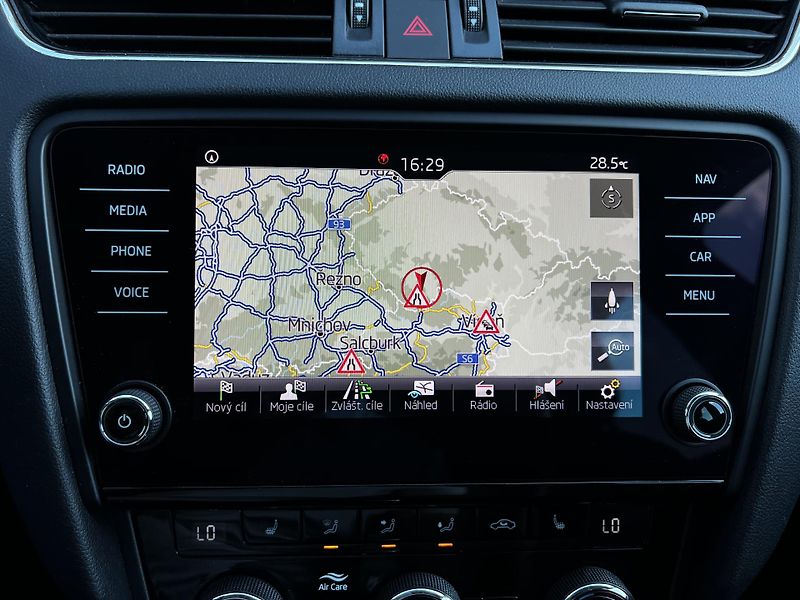 Škoda Octavia 1.4TSI 110kW DSG Kůže DPH - fotka 17 z 23