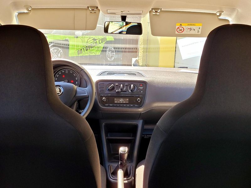 Škoda Citigo MPi 1.maj,SERV.KNIHA,jen 44tkm - fotka 13 z 35
