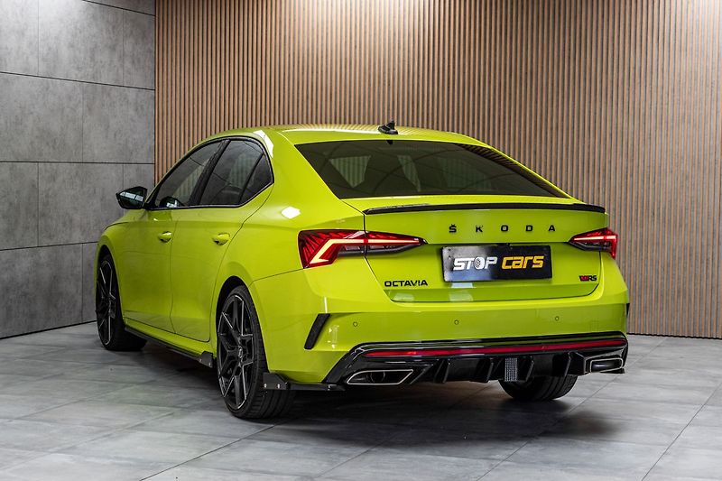Škoda Octavia RS 2.0 TSI 225kW 2xKOLA*DPH*ČR - fotka 5 z 44