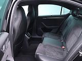 Škoda Superb 2,0 TDI DSG 4x4 Sportline DPH - náhled 14