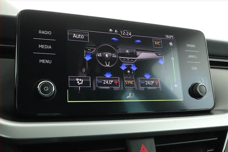 Škoda Kamiq (2020) Style 1.0 TSI - fotka 17 z 19