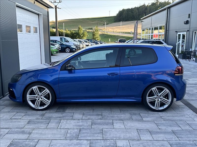 Volkswagen Golf 2,0 TSI 271PS  R M/T 4x4 - fotka 11 z 48