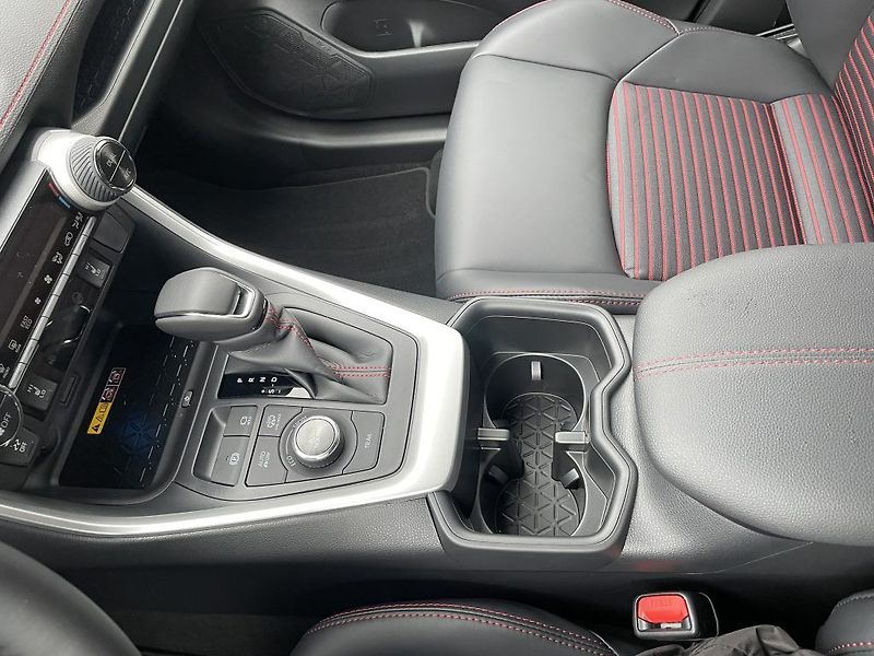 Toyota RAV4 2.5 Plug-in Hybrid Selection - fotka 19 z 28