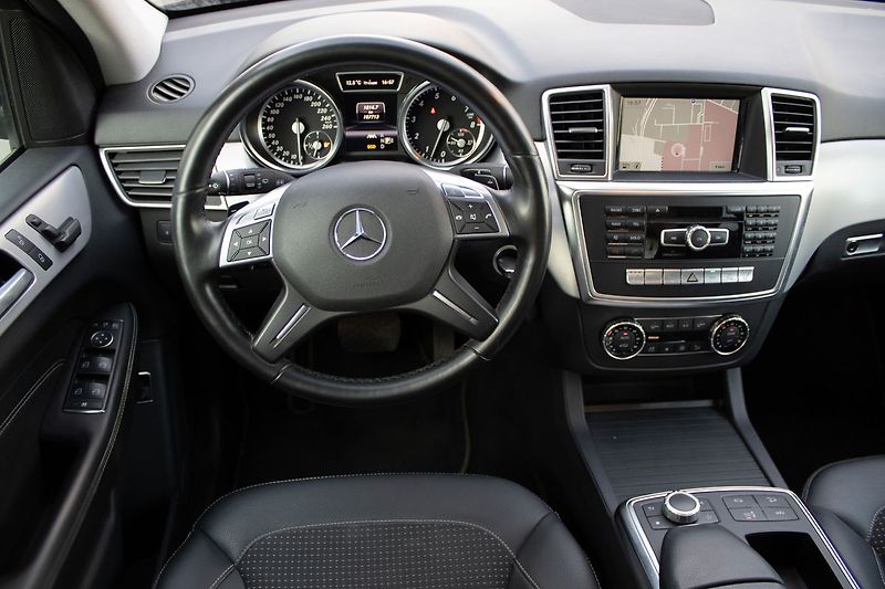 Mercedes-Benz Třídy M Servisované, tažné, 4x4, 225kW - fotka 9 z 34