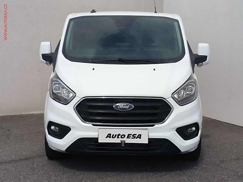 Ford Transit Custom (2021) 2.0TDCi 6míst, Limited - fotka 2 z 21