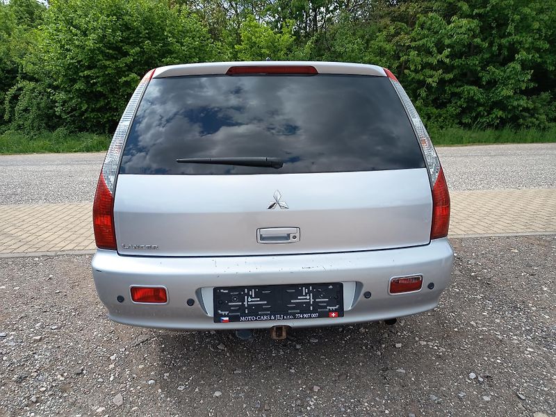Mitsubishi Lancer (2005) 2.0 16v 100kw - fotka 17 z 45
