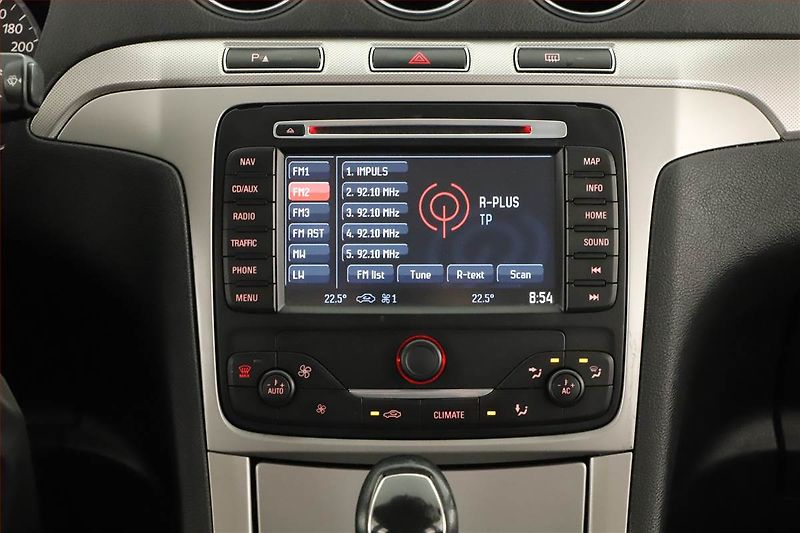 Ford Galaxy (2011) 2.0 TDCi, Automat, 7 míst - fotka 9 z 17