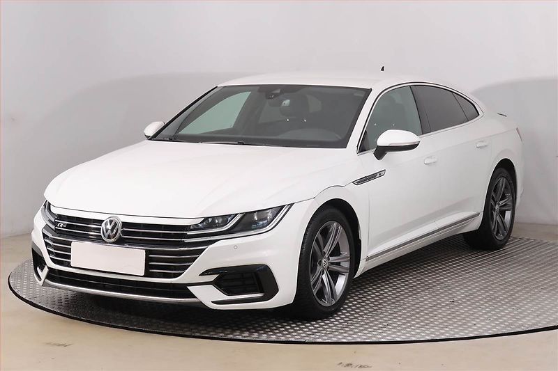Volkswagen Arteon (2019) R-line 2.0 BiTDI 4Motion - fotka 2 z 21