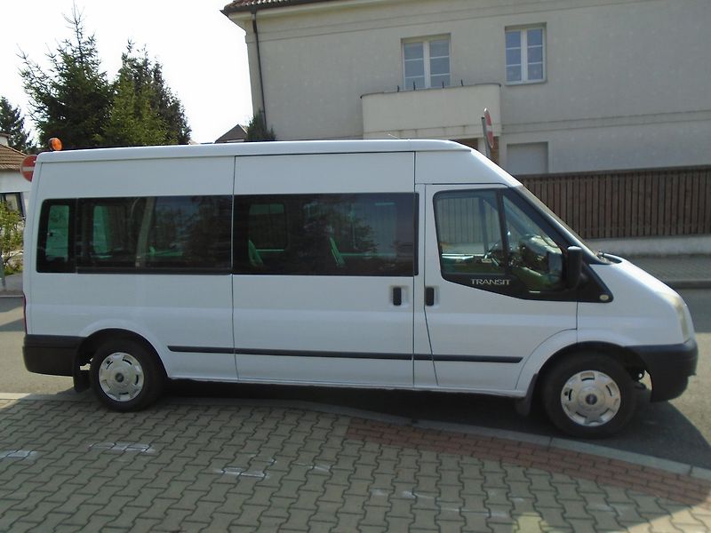 Ford Transit (2014) 2.2 TDCi 9 míst BUS L3H2 Klima - fotka 4 z 31