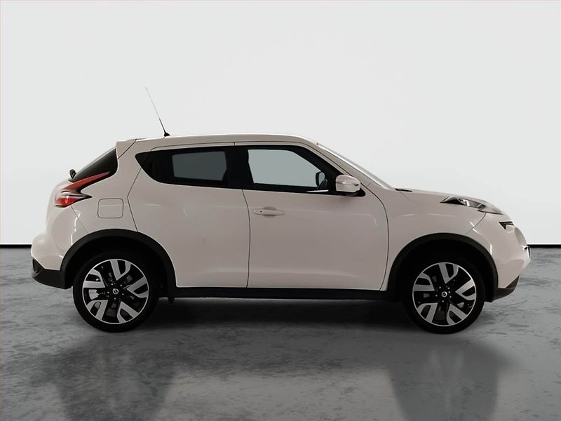 Nissan Juke (2015) Tekna 1.6 DIG-T, Navi - fotka 6 z 20