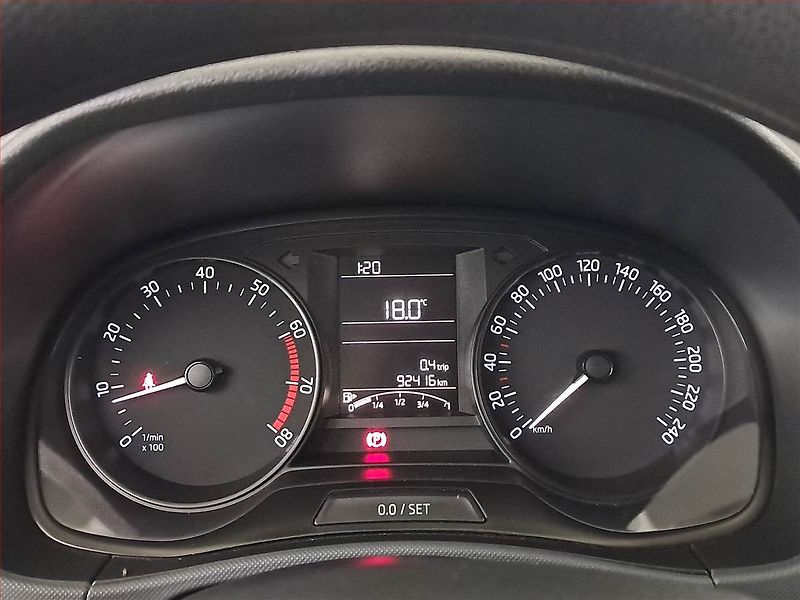 Škoda Fabia (2015) 1.2 TSI - fotka 11 z 14