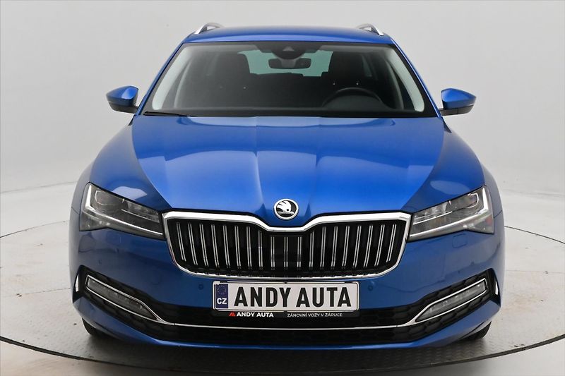 Škoda Superb 2,0 TDI 110 kW DSG Style Záruk - fotka 2 z 31
