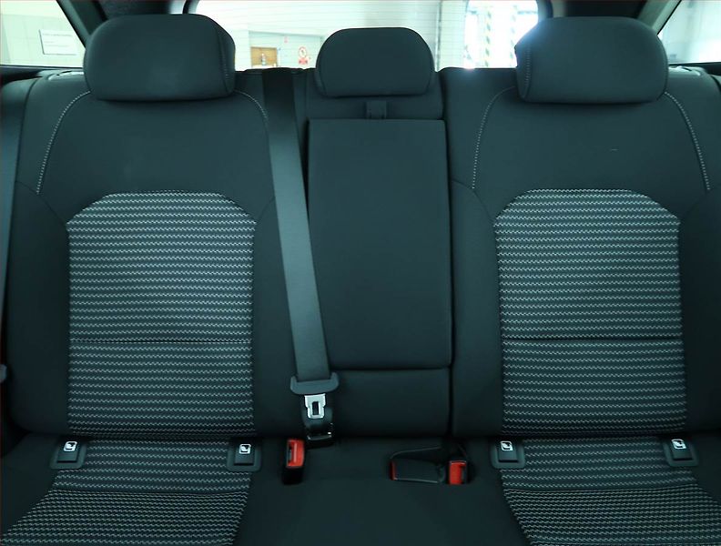 Kia Ceed (2025) Top 1.5 T-GDI - fotka 10 z 19