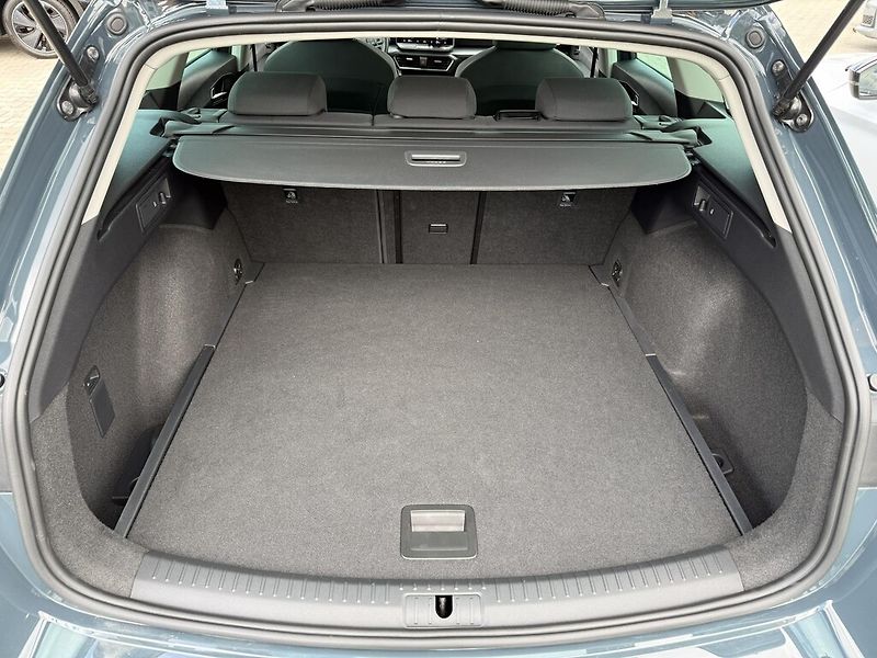 Seat Leon DSG 1,5 TSi 85 kW Style - fotka 23 z 23