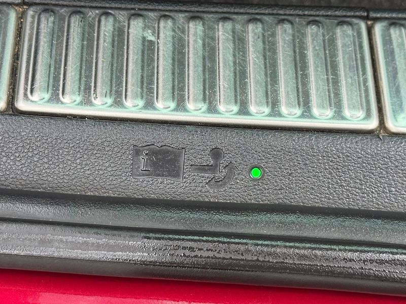 Škoda Superb 2.0TDi F.LED, KAMERA, EL.TAŽNÉ - fotka 9 z 26