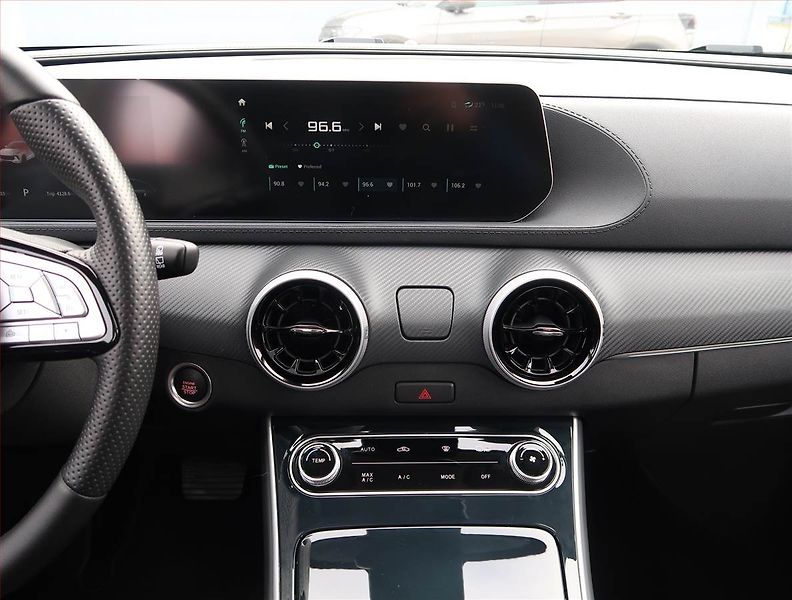 Dongfeng T5 EVO (2025) Deluxe 1.5 Turbo - fotka 12 z 22