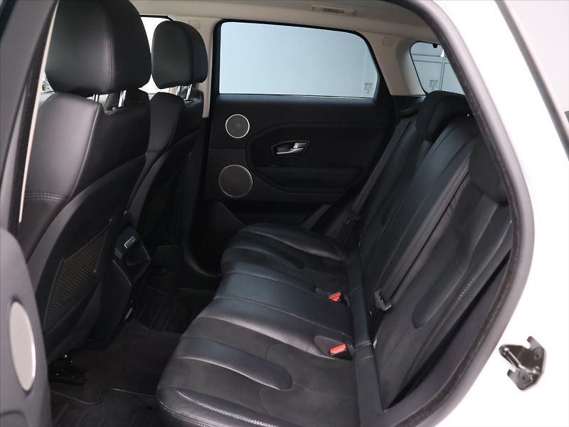 Land Rover Range Rover 2,2 TD4 Prestige CZ 1.maj DPH - fotka 14 z 35