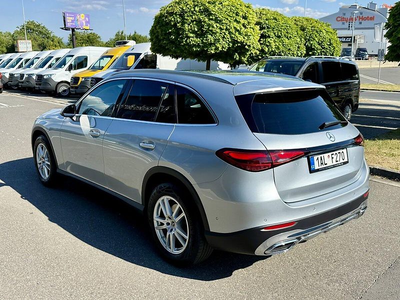 Mercedes-Benz GLC (2025) 220 d 4MATIC - fotka 46 z 47