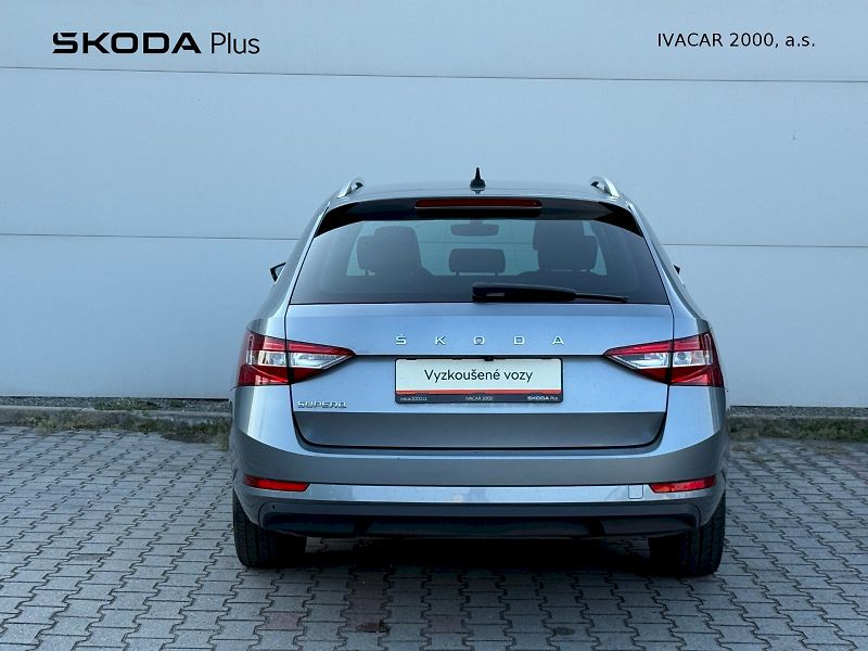 Škoda Superb (2021) Combi 2.0 TDI 110 kW DSG Style - fotka 6 z 25