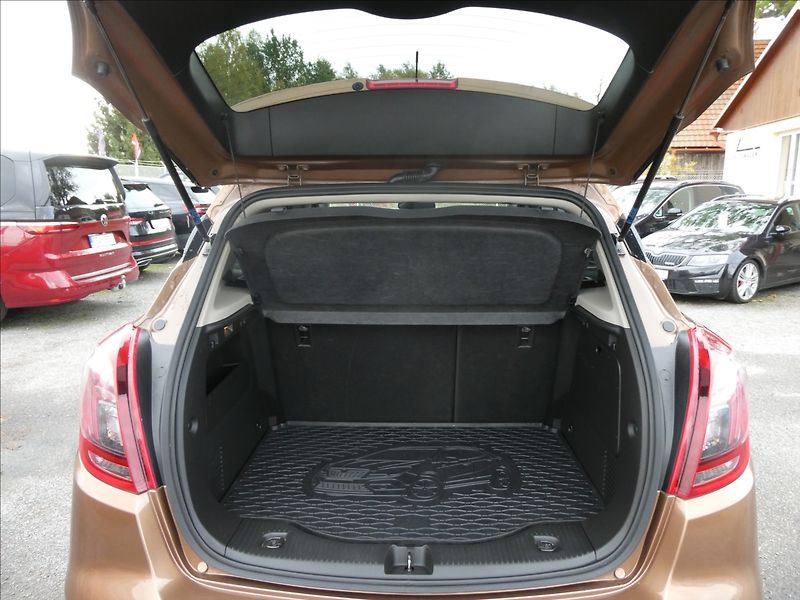 Opel Mokka 1,4 X T ULTIMATE, serviska, ČR - fotka 17 z 43