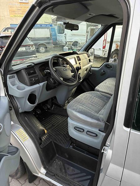 Ford Transit (2014) L2-H2 6 míst se zahradkou - fotka 7 z 12