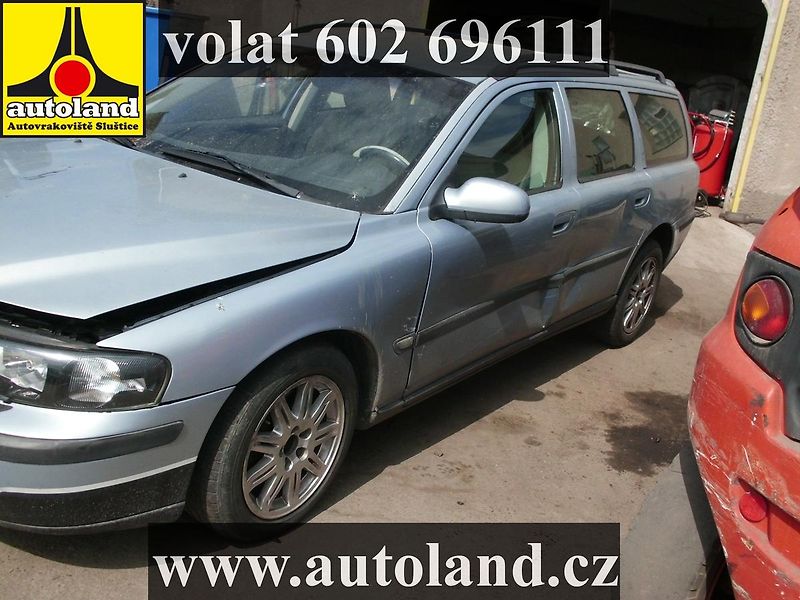 Volvo V70 (2003) VOLAT 602 696111 - fotka 4 z 10